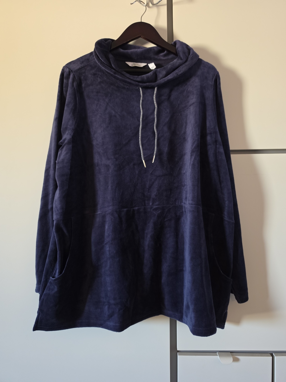 D&CO navy blue plushknit funnel-neck tunic with drawstrings and front pockets